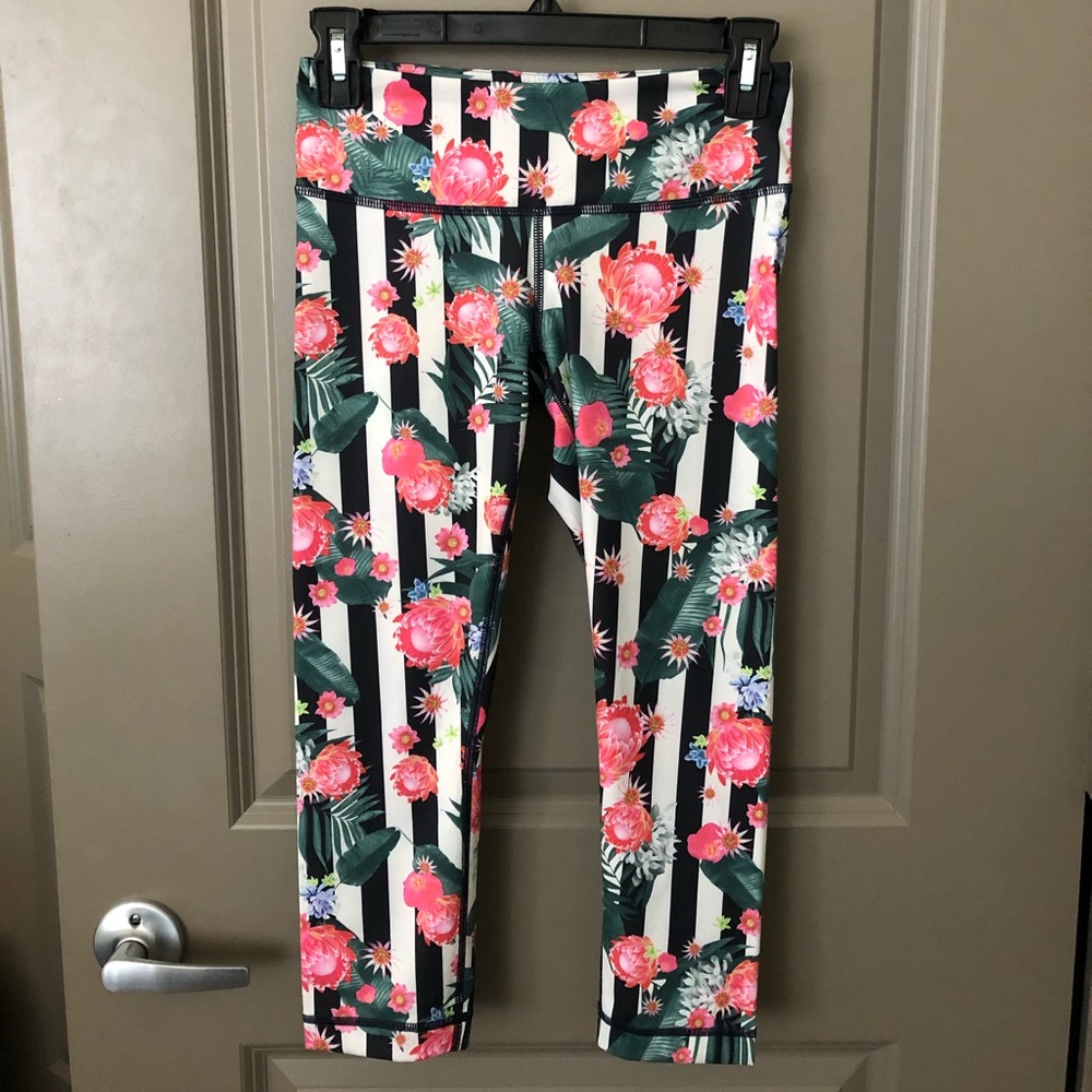 Lululemon Wunder Under Crop *Full-On Luxtreme